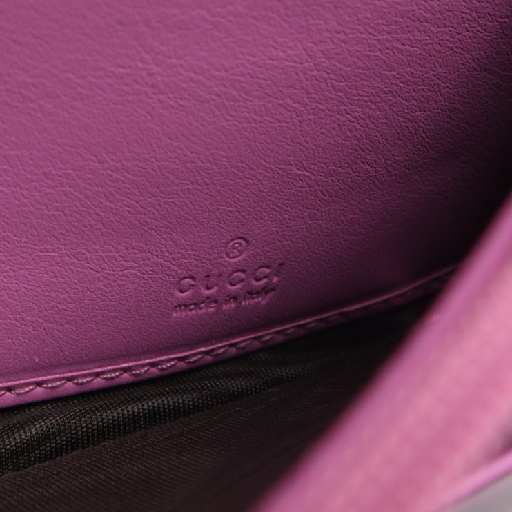 Gucci GG Marmont牛皮純色V紋絎縫雙G標誌手拿包 9.8新-6