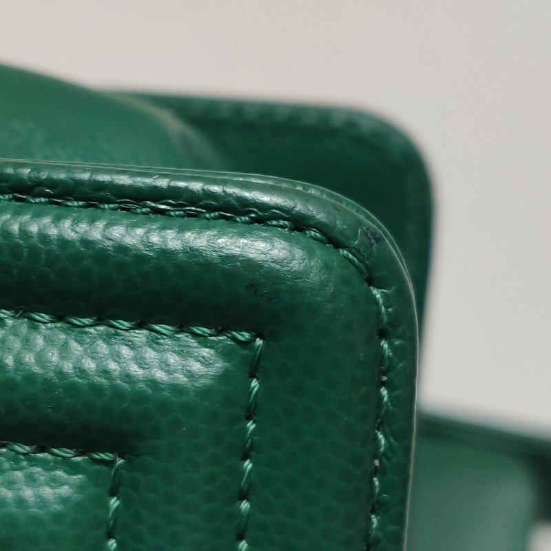 Chanel Leboy季節限定款中號牛皮菱格絎縫方形雙C鎖扣單肩包-17