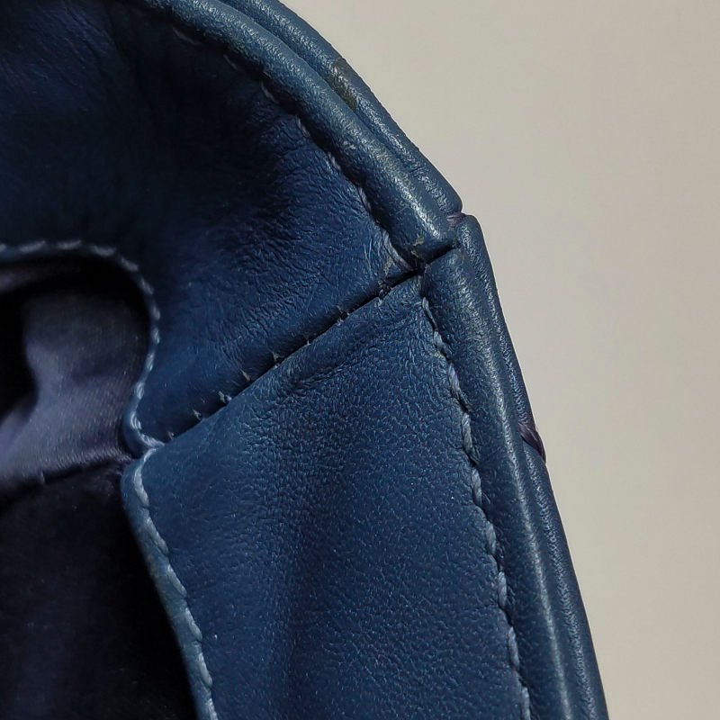 Chanel Flap Bag牛皮V紋絎縫雙C扣皮穿鏈單肩包-9