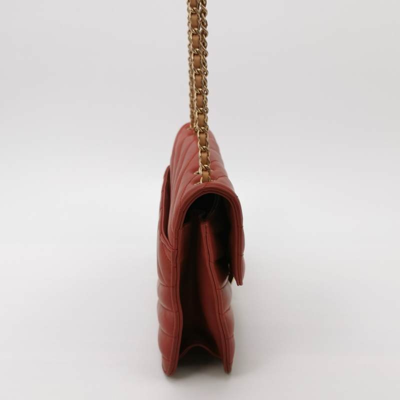 Chanel 2.55 Flag Bag季節限定款中號牛皮純色絎縫矩形旋扣單肩包-3