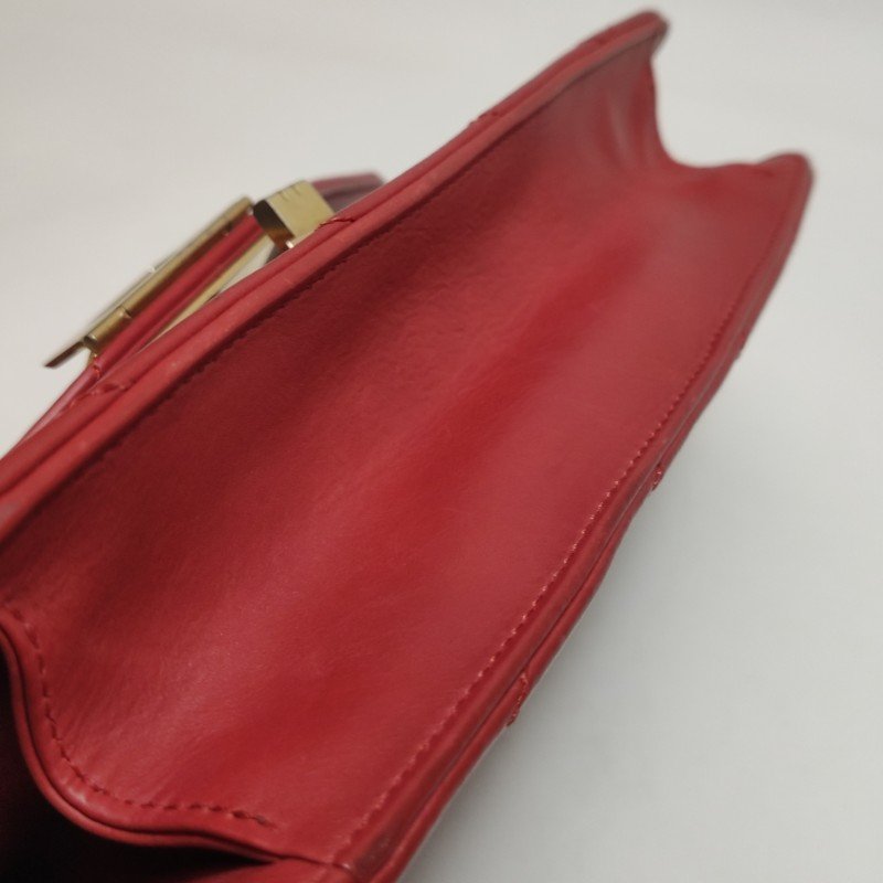 Chanel 2.55 Flag Bag季節限定款中號牛皮純色絎縫矩形旋扣單肩包-21