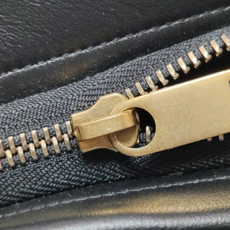 Dior牛皮純色字母logo拉鏈手拿包 9.8新-7