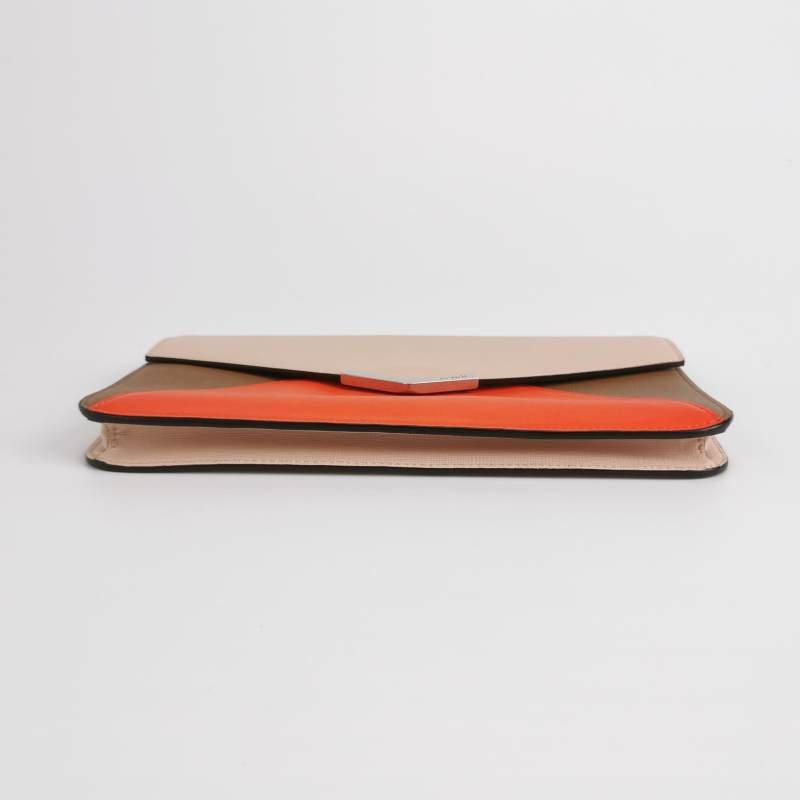 Fendi牛皮拼色金屬字母logo翻蓋手拿包-4