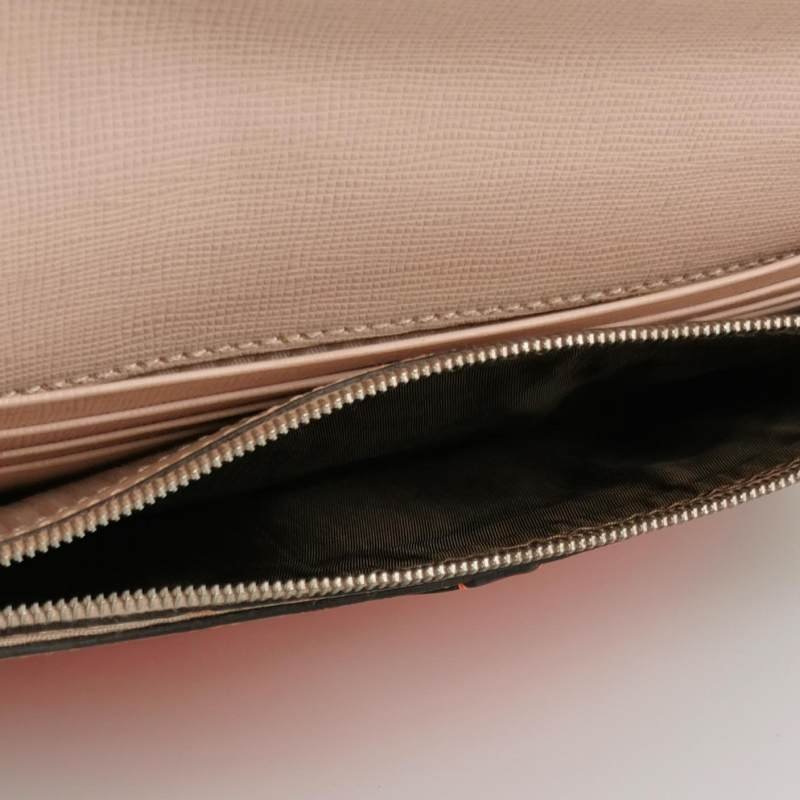 Fendi牛皮拼色金屬字母logo翻蓋手拿包-5