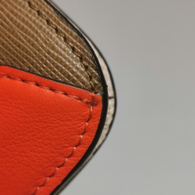 Fendi牛皮拼色金屬字母logo翻蓋手拿包-14