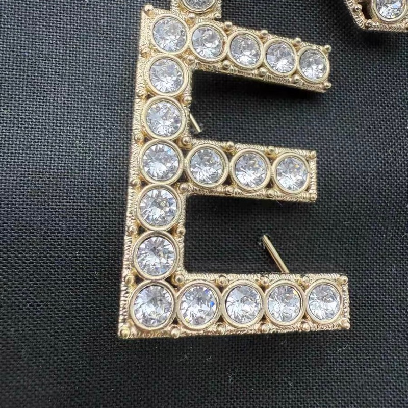 Chanel Brooch-3