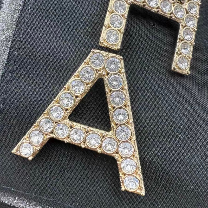 Chanel Brooch-5