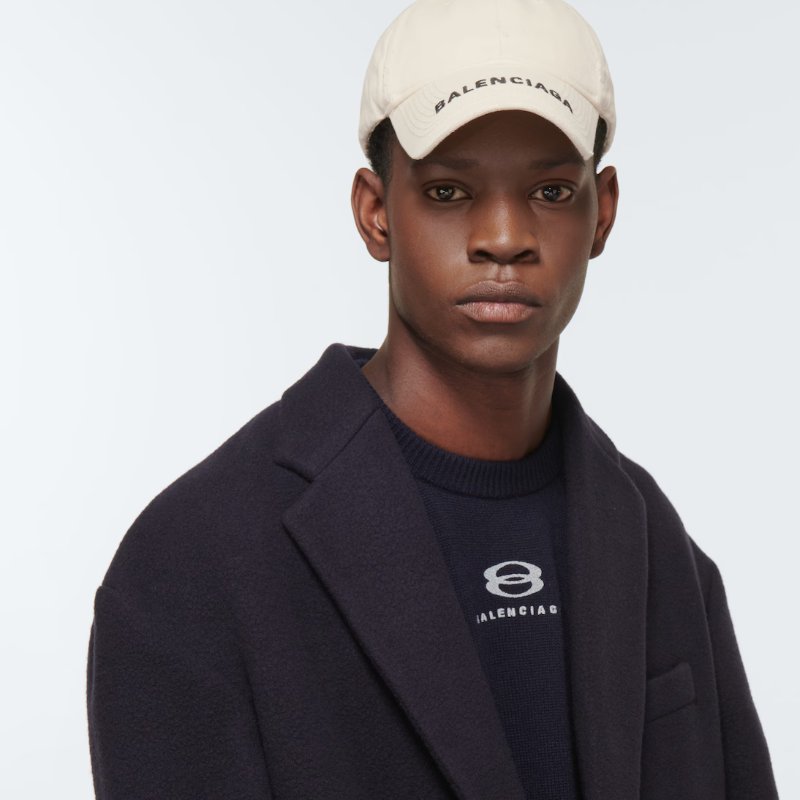 Balenciaga 高質感米白巴黎世家帽子 4折價格賠售-1