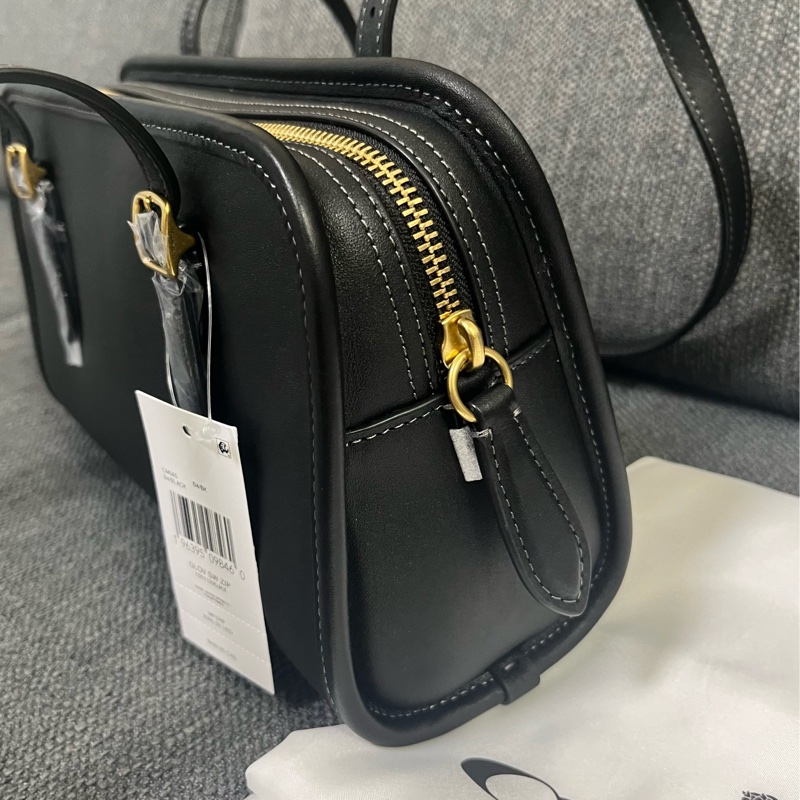 Coach swing zip 黑色保齡球包-3