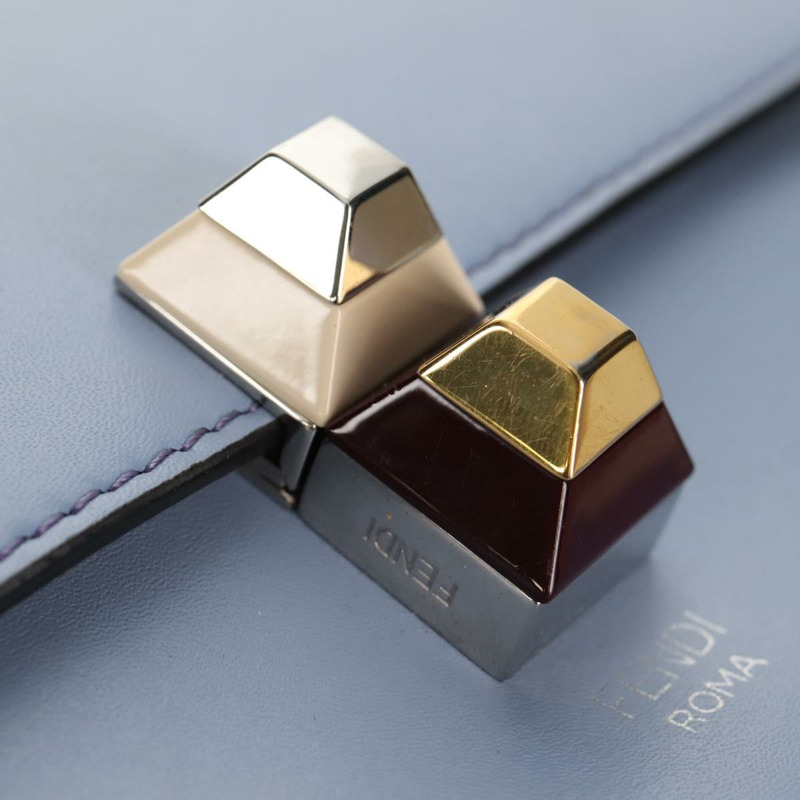 【日本直送】FENDI Cany 小號單肩包 皮革 淺藍色 銀色 8M0381 正品 153743V-22