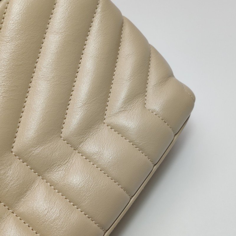 Saint Laurent LouLou小號牛皮純色YSL標誌絎縫單肩包-19