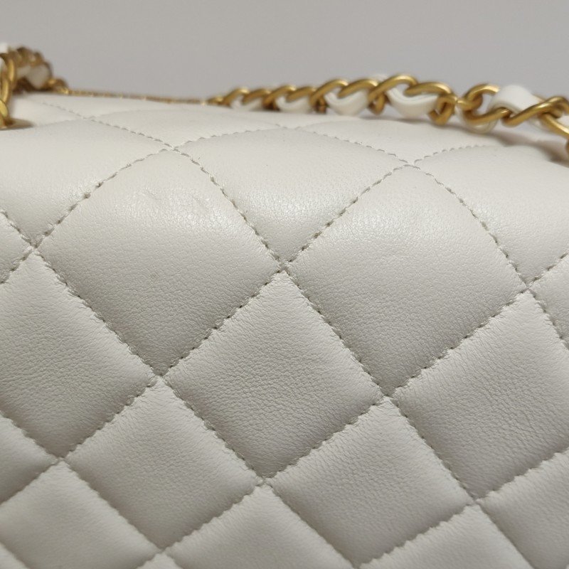 Chanel 羊皮純色菱格絎縫雙C標識字母logo斜挎包單肩包-13