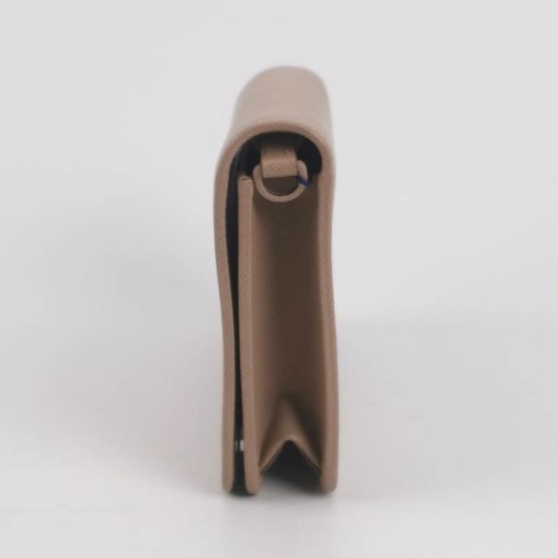 Prada牛皮純色字母Logo斜挎包單肩包-2