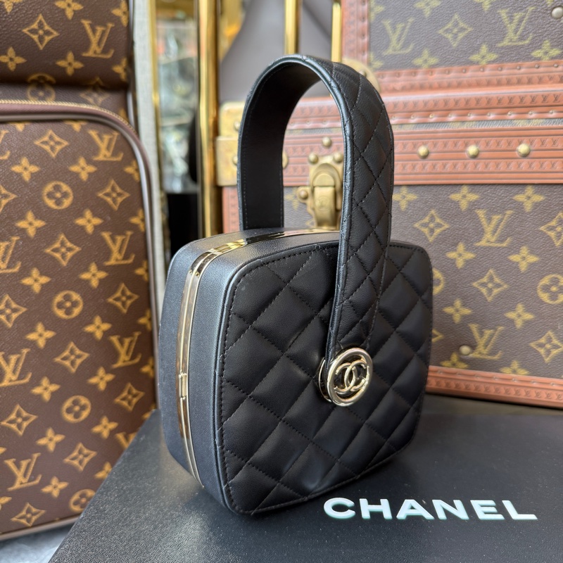 CHANEL Minaudière 小羊皮手挽晚裝手袋/限量秀包-1