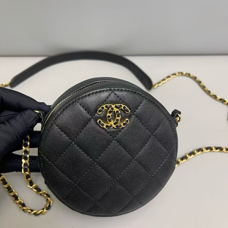 Chanel 香奈兒 19bag 黑金全皮菱格鏈條圓餅包-7