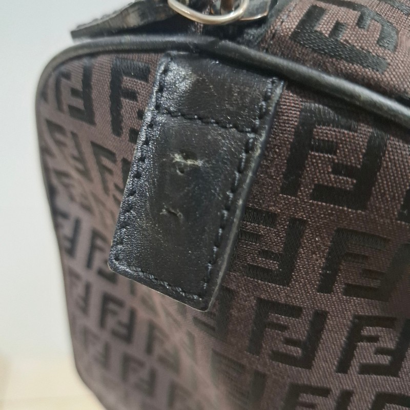 FENDI 黑色老花圖案烏木色緹花布波士頓包-17