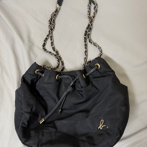 agnes b 鏈條尼龍水餃包肩背包側背包