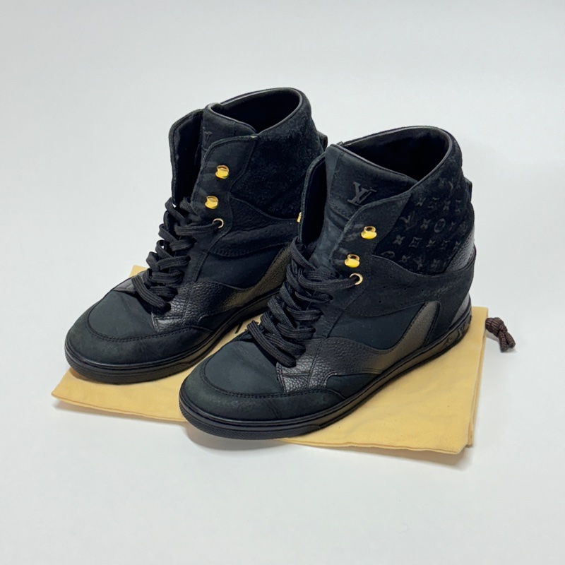 【甜甜價😻】 LV 黑老花 高筒平底運動鞋 專櫃32000！-3
