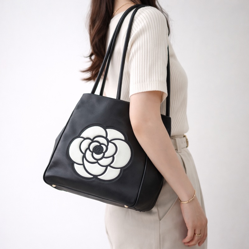 Chanel 山茶花托特包-0