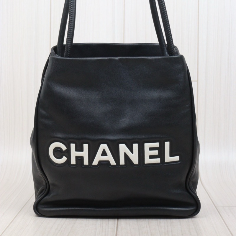 Chanel 山茶花托特包-3