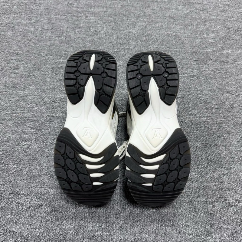 Louis Vuitton LV Run 55 系列 老花運動鞋 35碼 原盒 99新-9