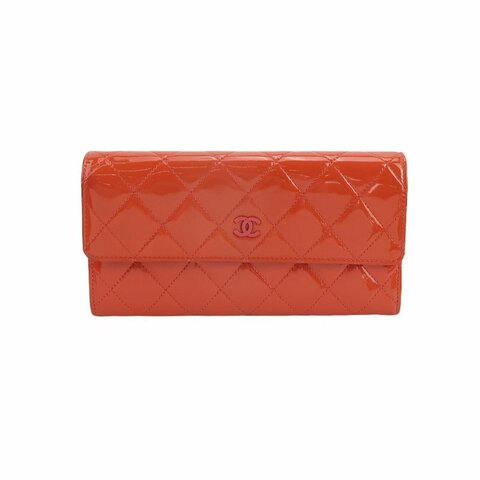 Chanel 漆皮純色絎縫雙C logo錢包