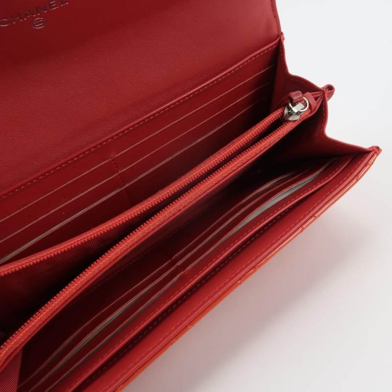 Chanel 漆皮純色絎縫雙C logo錢包-5