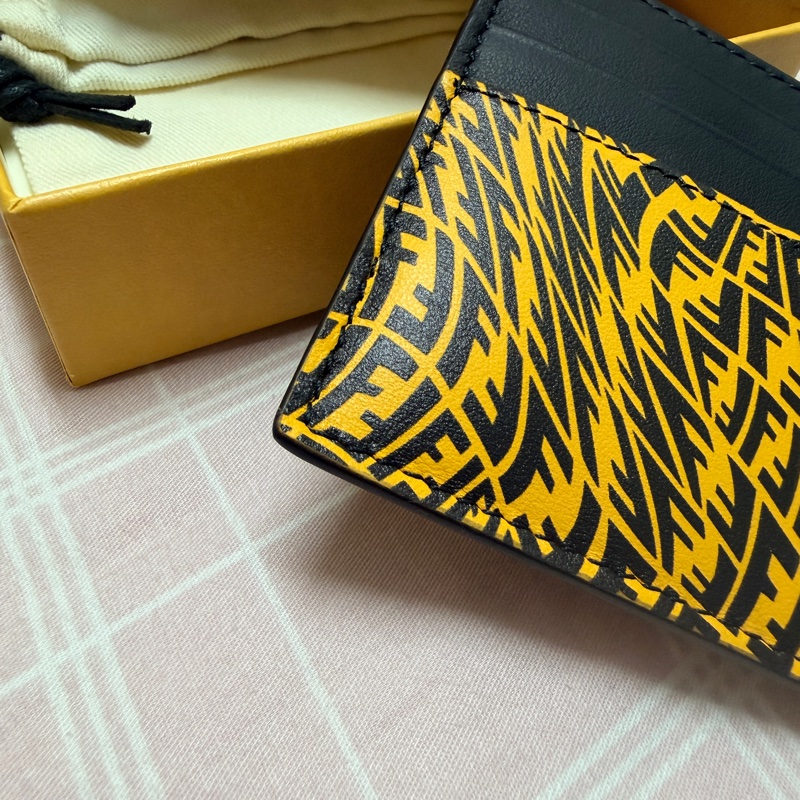 全新🌻FENDi 卡夾-8