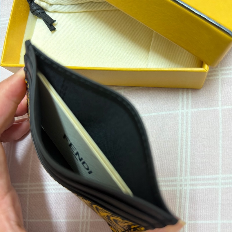 全新🌻FENDi 卡夾-9
