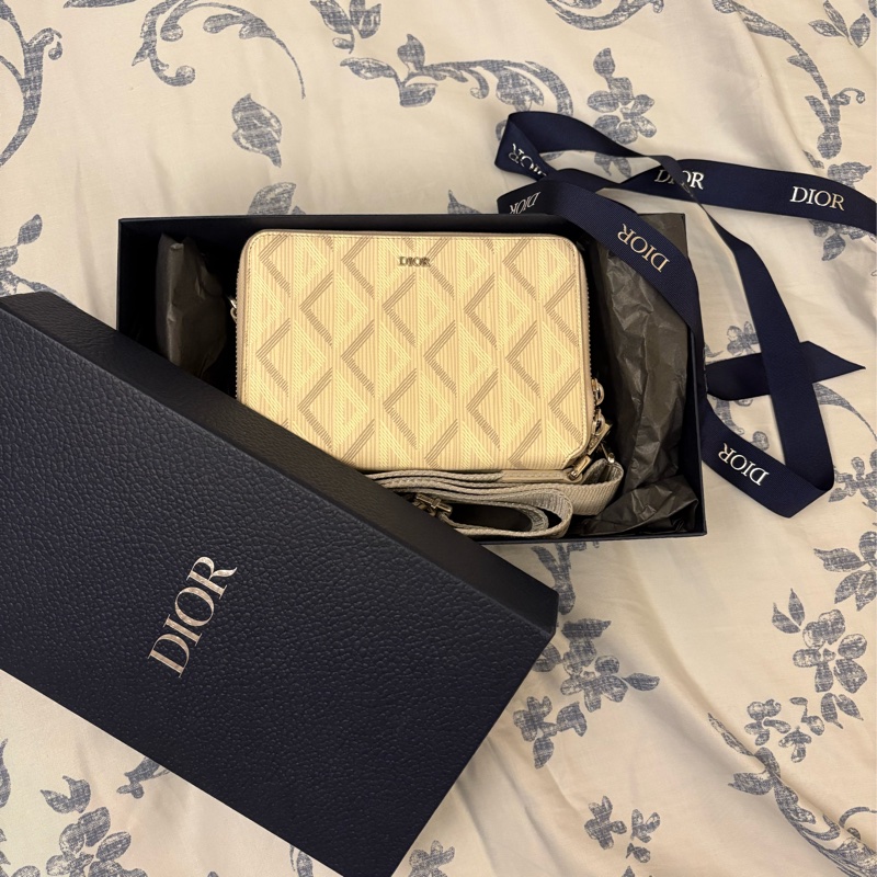 Dior 全新未用 鑽石老花相機包 斜背包 盒子 防塵袋全套-0