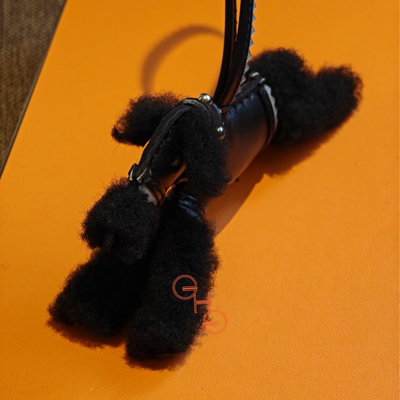 Hermès Budy charm愛馬仕小狗有釘吊飾/ Gris Pantin and Noir 灰色和黑色（全新）-1