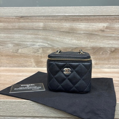 Chanel 香奈兒 魚子醬皮盒子包 全新 全網最低價