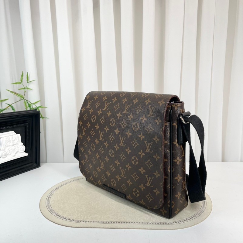 LV路易威登  經典老花郵差包男士斜背包-4