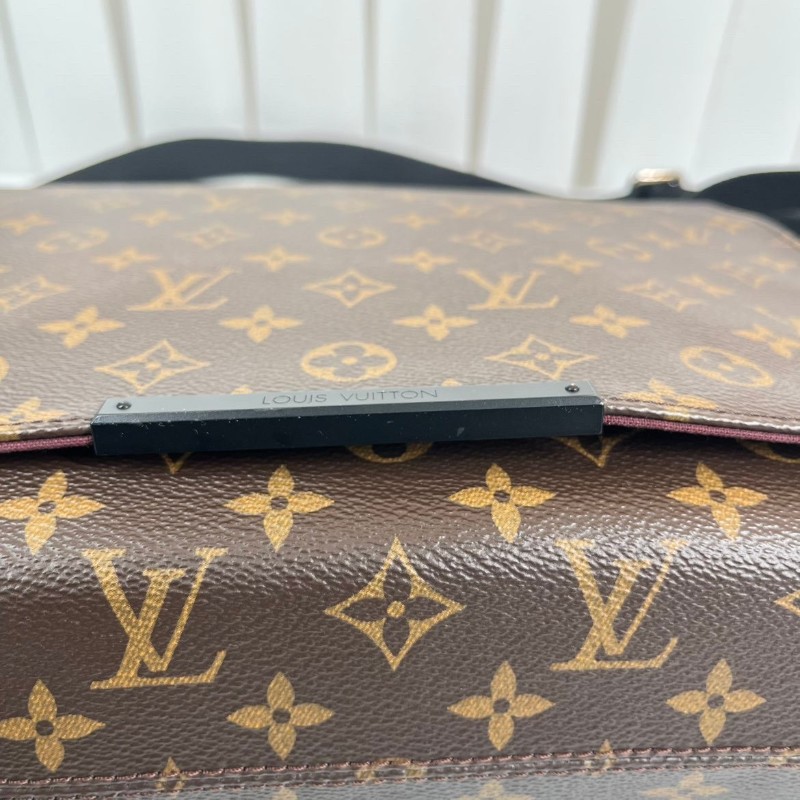 LV路易威登  經典老花郵差包男士斜背包-16