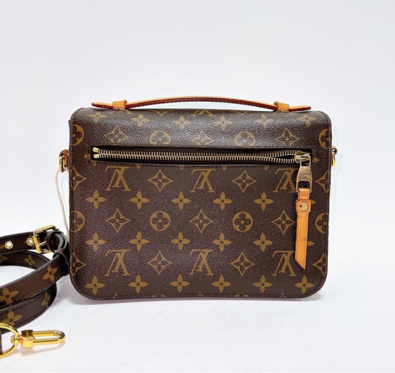 【90%新】LV POCHETTE MÉTIS系列老花郵差包-1