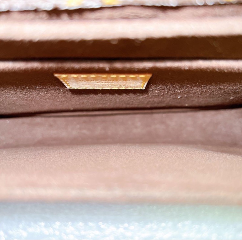 【90%新】LV POCHETTE MÉTIS系列老花郵差包-8
