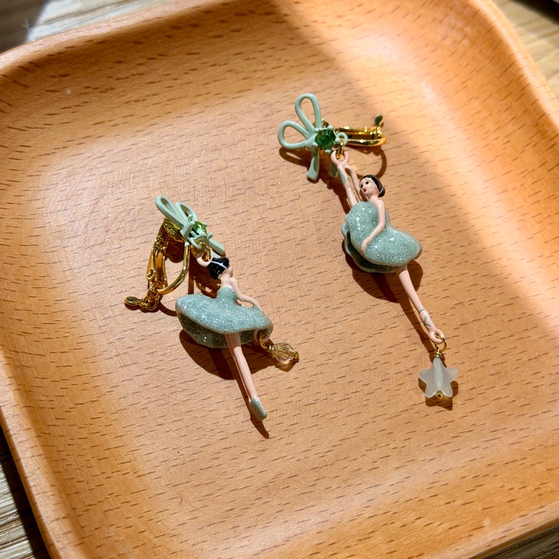 🌸 Les Néréides 絕版珍藏🌸｜耳夾款｜PAS DE DEUX 芭蕾舞者不對稱耳環｜薄荷綠蝴蝶結｜附購買證明🌸-3