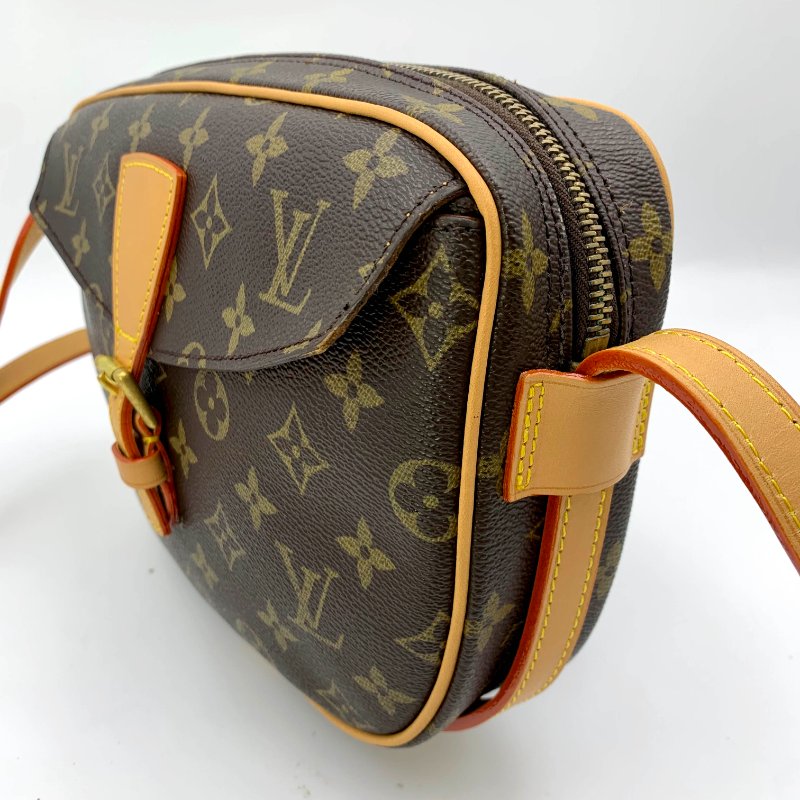 Louis Vuitton 老花蘋果馬鞍包，路易威登，LV，隨身包，相機包，記者包，二手真品，正品，現貨，免運-1