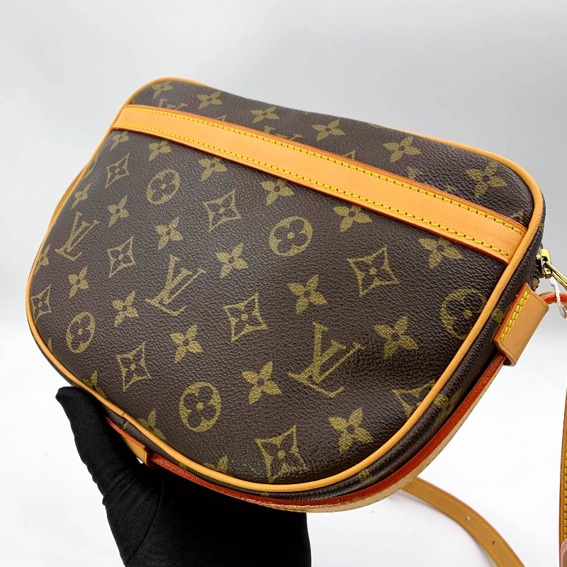 Louis Vuitton 老花蘋果馬鞍包，路易威登，LV，隨身包，相機包，記者包，二手真品，正品，現貨，免運-8