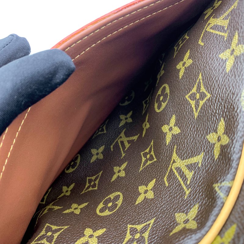 Louis Vuitton 老花蘋果馬鞍包，路易威登，LV，隨身包，相機包，記者包，二手真品，正品，現貨，免運-18