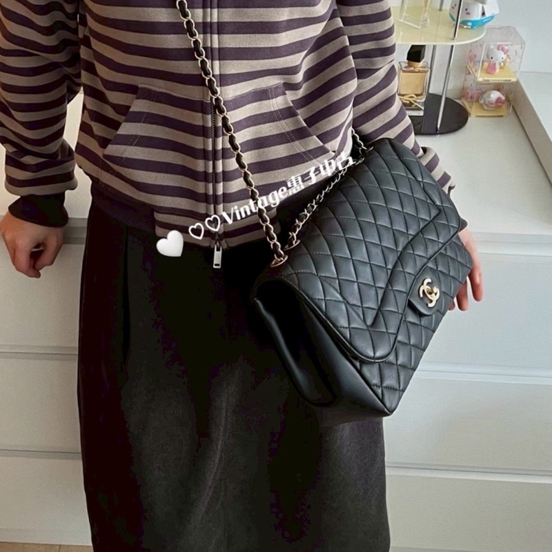 🈶購證99新😍Chanel黑金羊皮戴妃jumbo菱格機場包手提肩背包-5