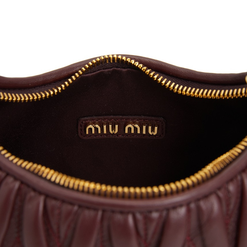 MIU MIU Wander Materasse 女士單肩包 5BC125 AN88 F0007 OOY-8