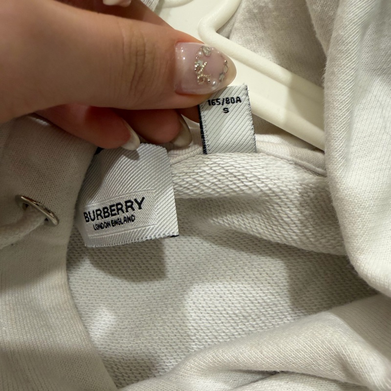 BURBERRY-7