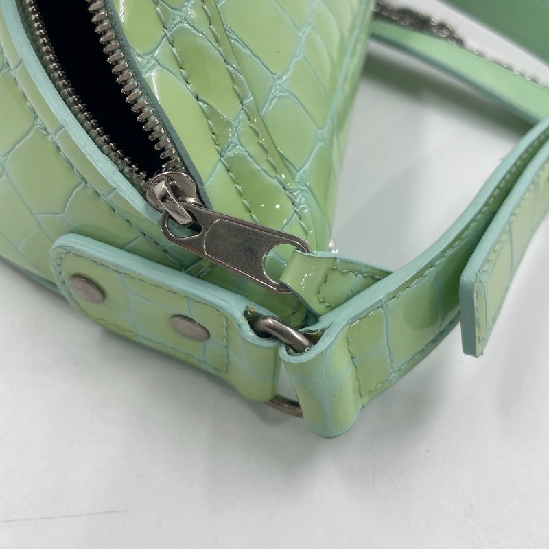 Balenciaga 綠色鱷魚壓紋腰包-7