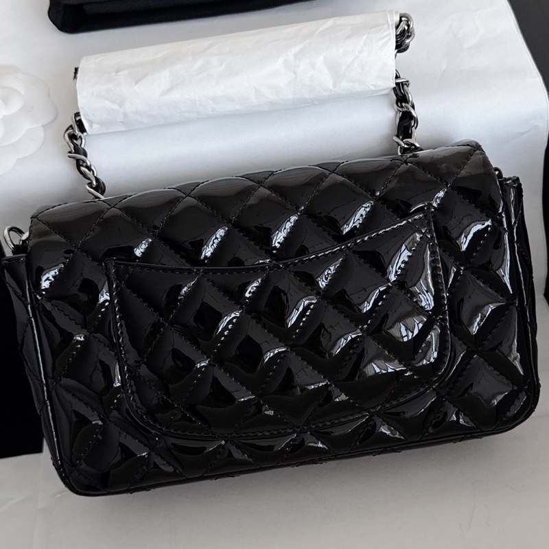 【近新閒置品】Chanel 香奈兒黑銀漆皮cf 大mini鏈條包19開-3
