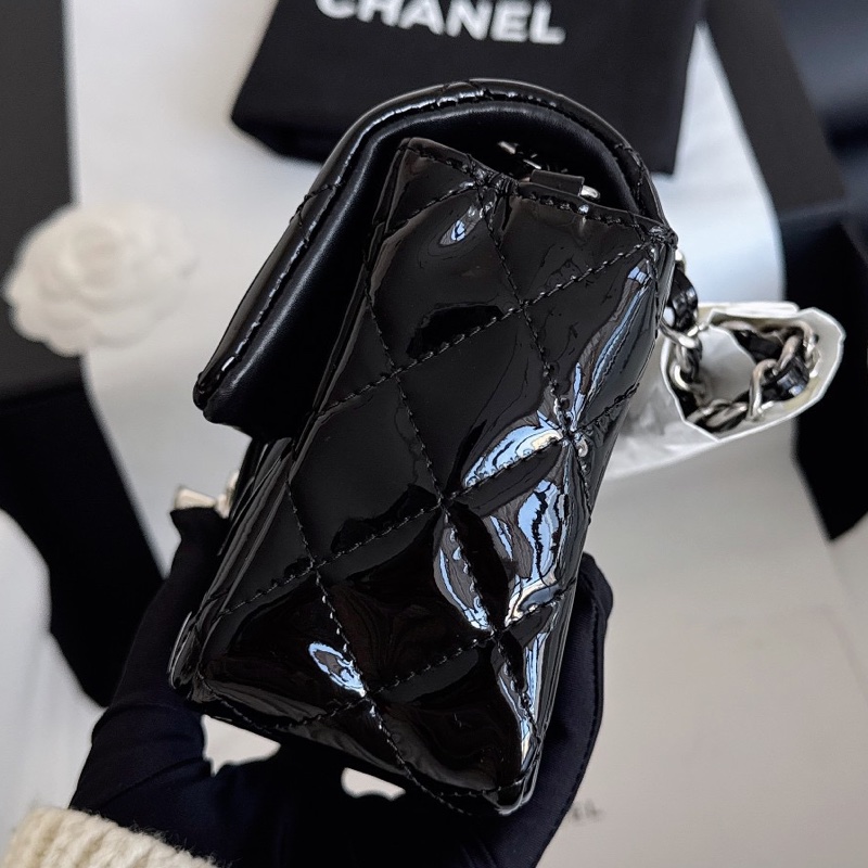 【近新閒置品】Chanel 香奈兒黑銀漆皮cf 大mini鏈條包19開-9