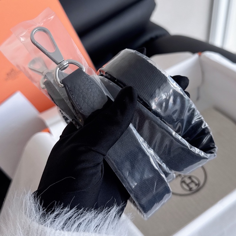 【全新品】愛馬仕Hermes evelyne mini 16伊芙琳迷你黑銀 K刻 全膜單肩背側背斜挎包-9