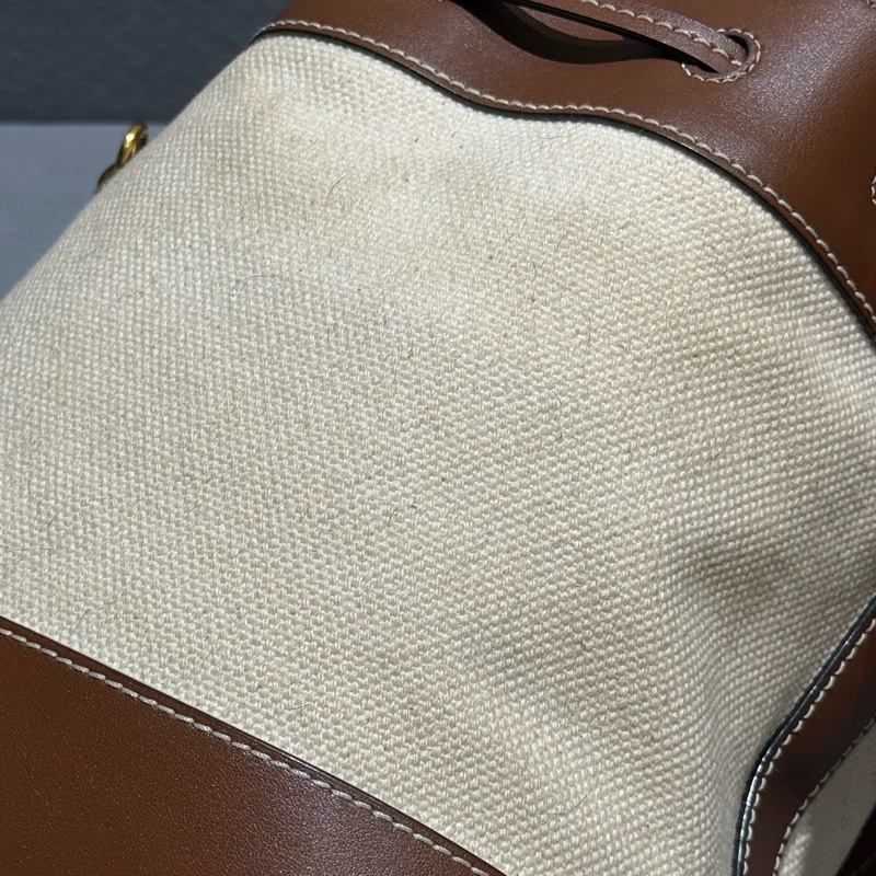 BALLY 帆布拼皮水桶包 唐葳愛用-9