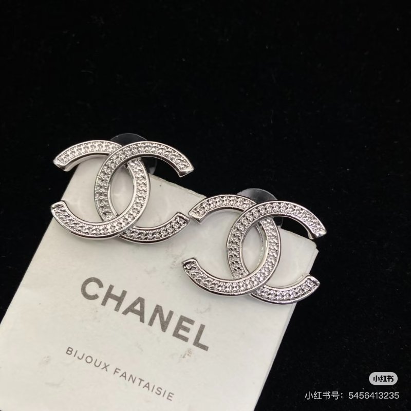 CHANEL - 銀色蛇骨紋雙C耳環-4