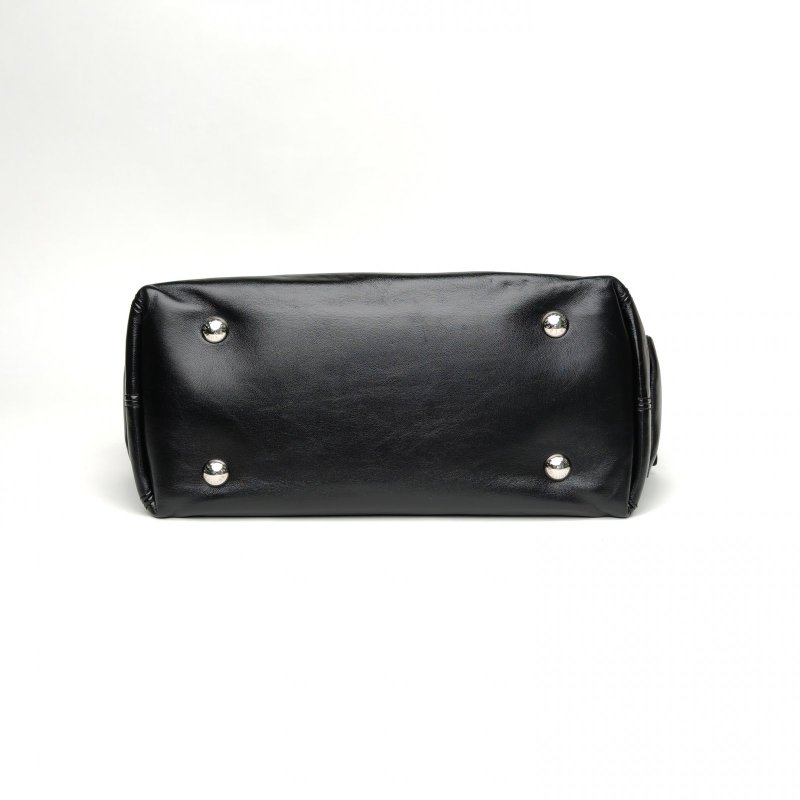 LOUIS VUITTON CARRYALLCargo小號33.5黑色羊皮銀扣晶片肩背包-4